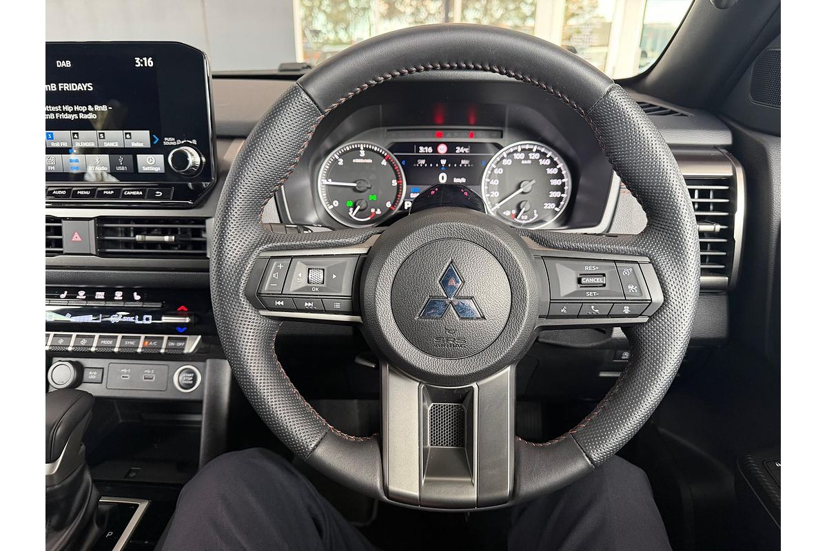 2025 Mitsubishi Triton GSR MV 4X4