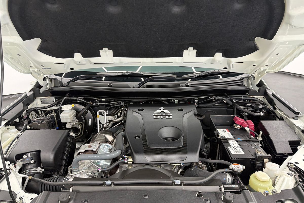 2022 Mitsubishi Pajero Sport GLX QF