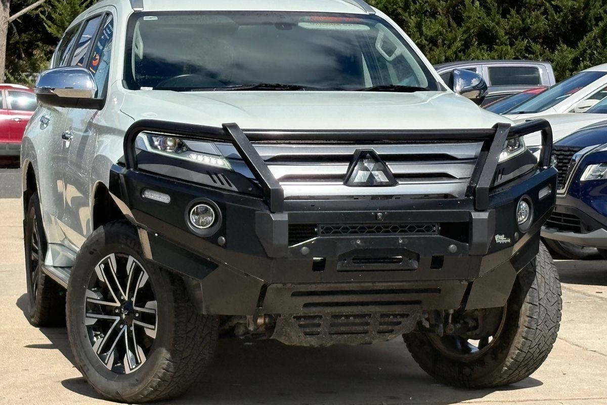 2022 Mitsubishi Pajero Sport GLS QF