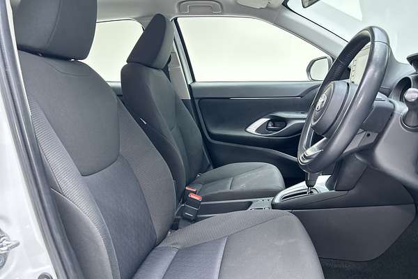 2023 Toyota Yaris Cross GX MXPJ10R thumb-12