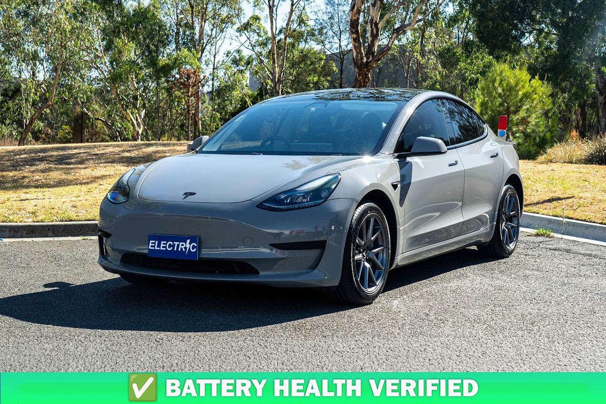 2022 Tesla Model 3 Rear-Wheel Drive