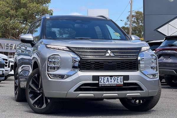 2025 Mitsubishi Outlander PHEV Exceed Tourer ZM