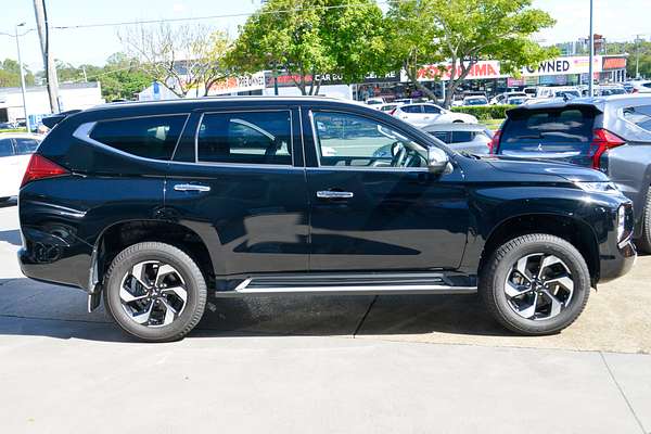 2025 Mitsubishi Pajero Sport Exceed QG thumb-4