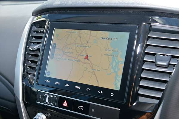 2025 Mitsubishi Pajero Sport Exceed QG thumb-11