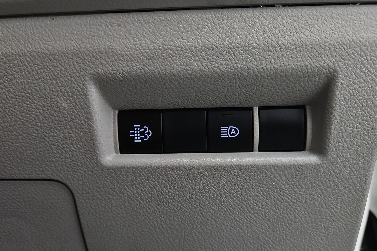 2020 Toyota Hiace GDH300R LWB