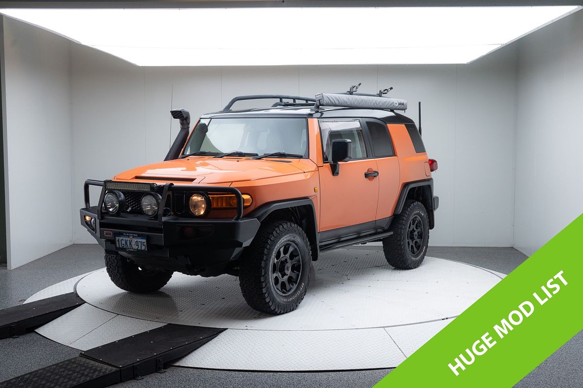 2012 Toyota FJ Cruiser GSJ15R