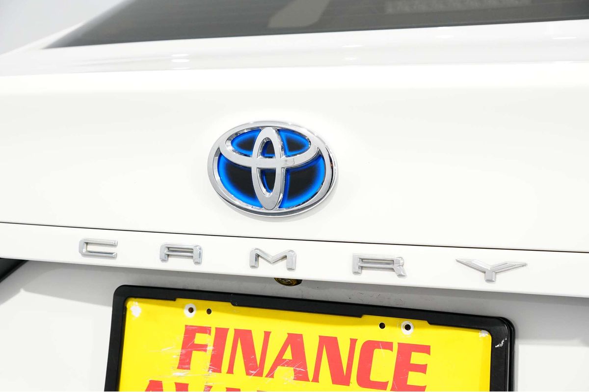 2021 Toyota Camry Ascent AXVH70R