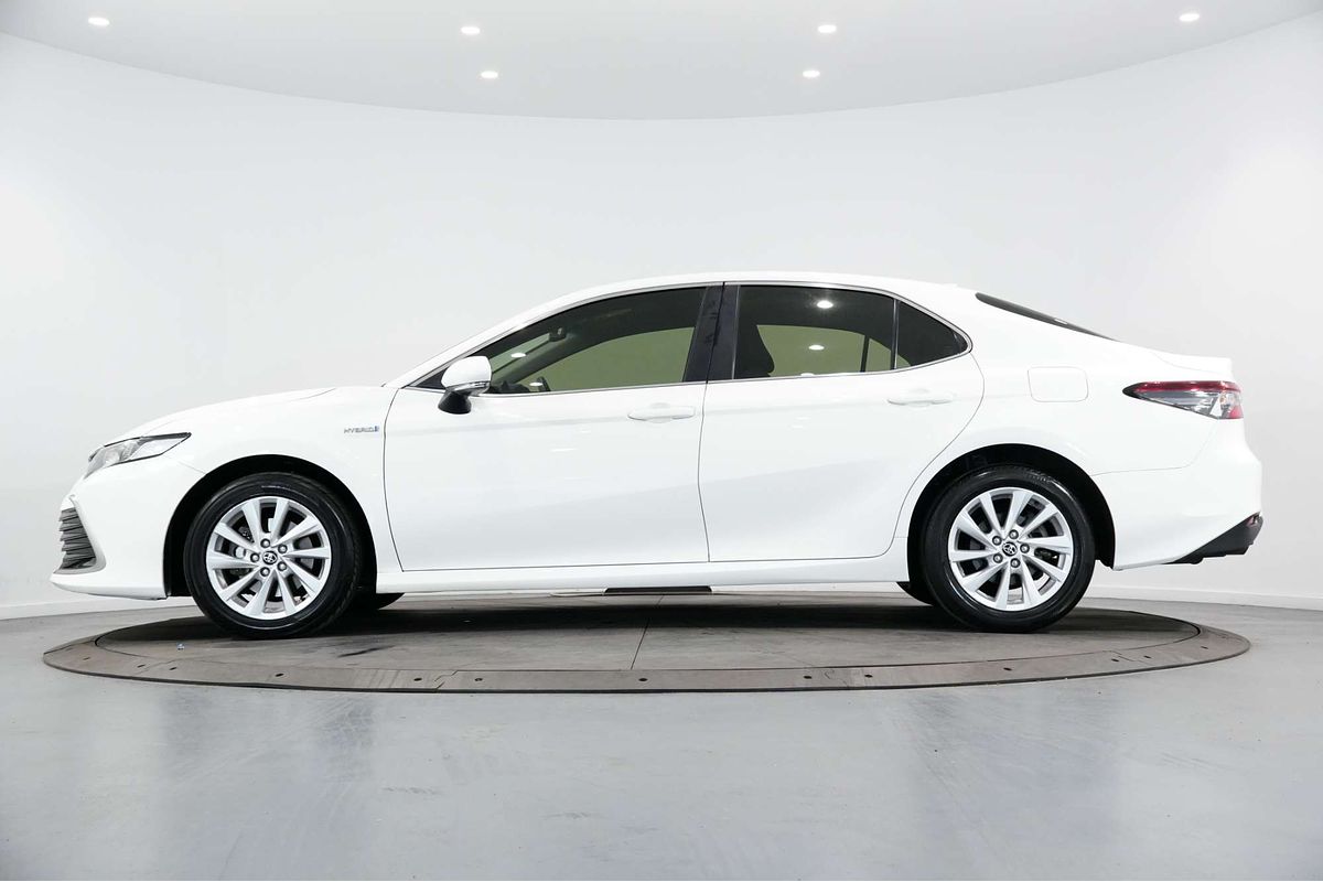 2021 Toyota Camry Ascent AXVH70R