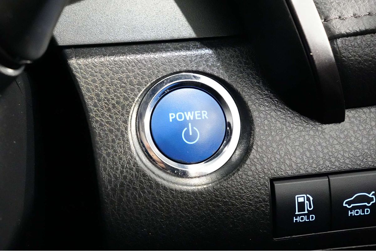 2021 Toyota Camry Ascent AXVH70R