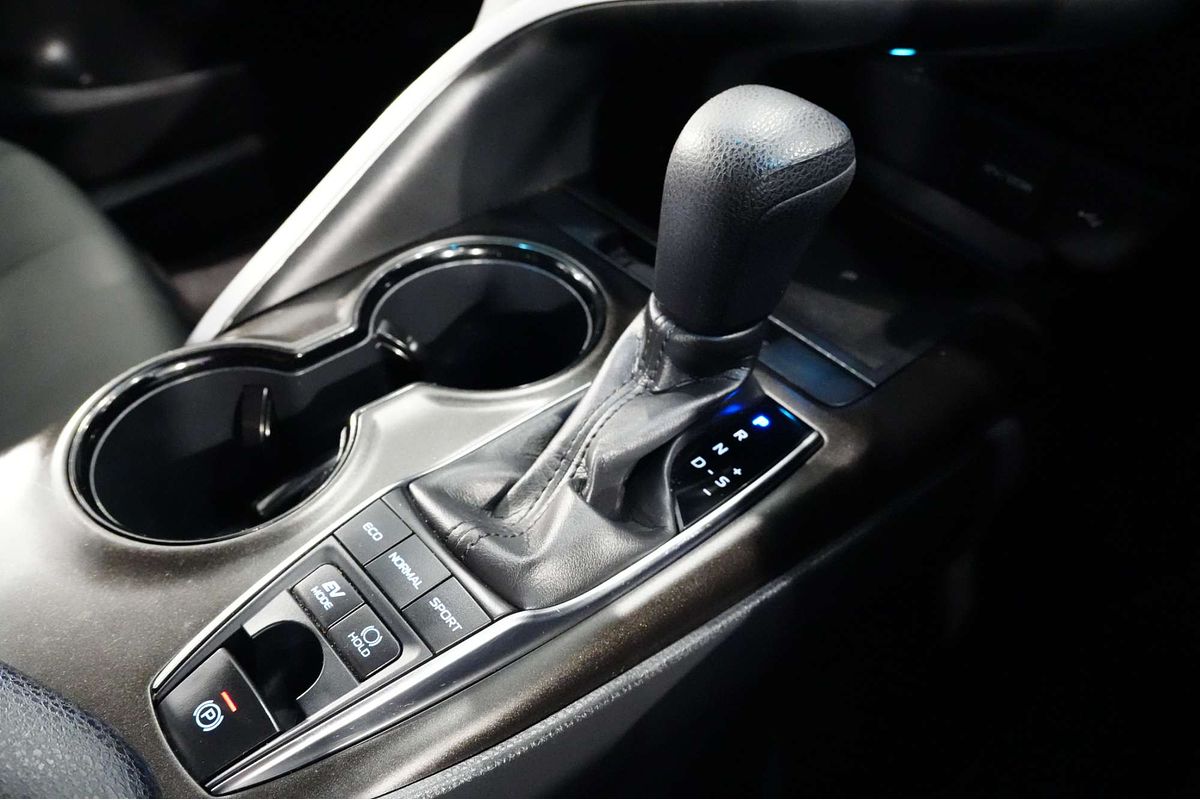 2021 Toyota Camry Ascent AXVH70R