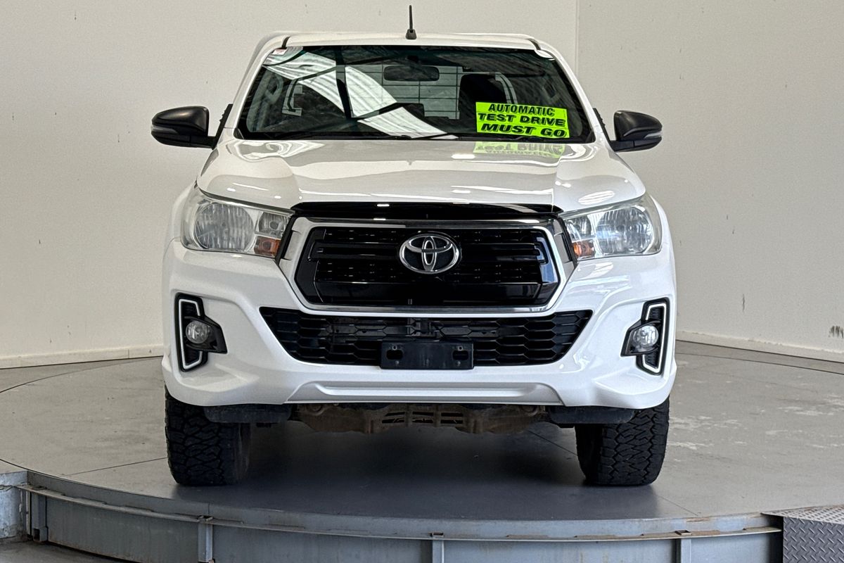 2018 Toyota Hilux SR GUN126R 4X4