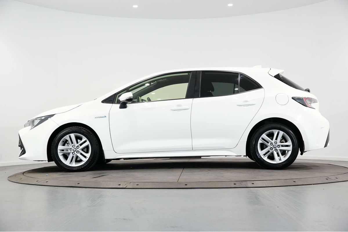 2022 Toyota Corolla Ascent Sport Hybrid ZWE211R