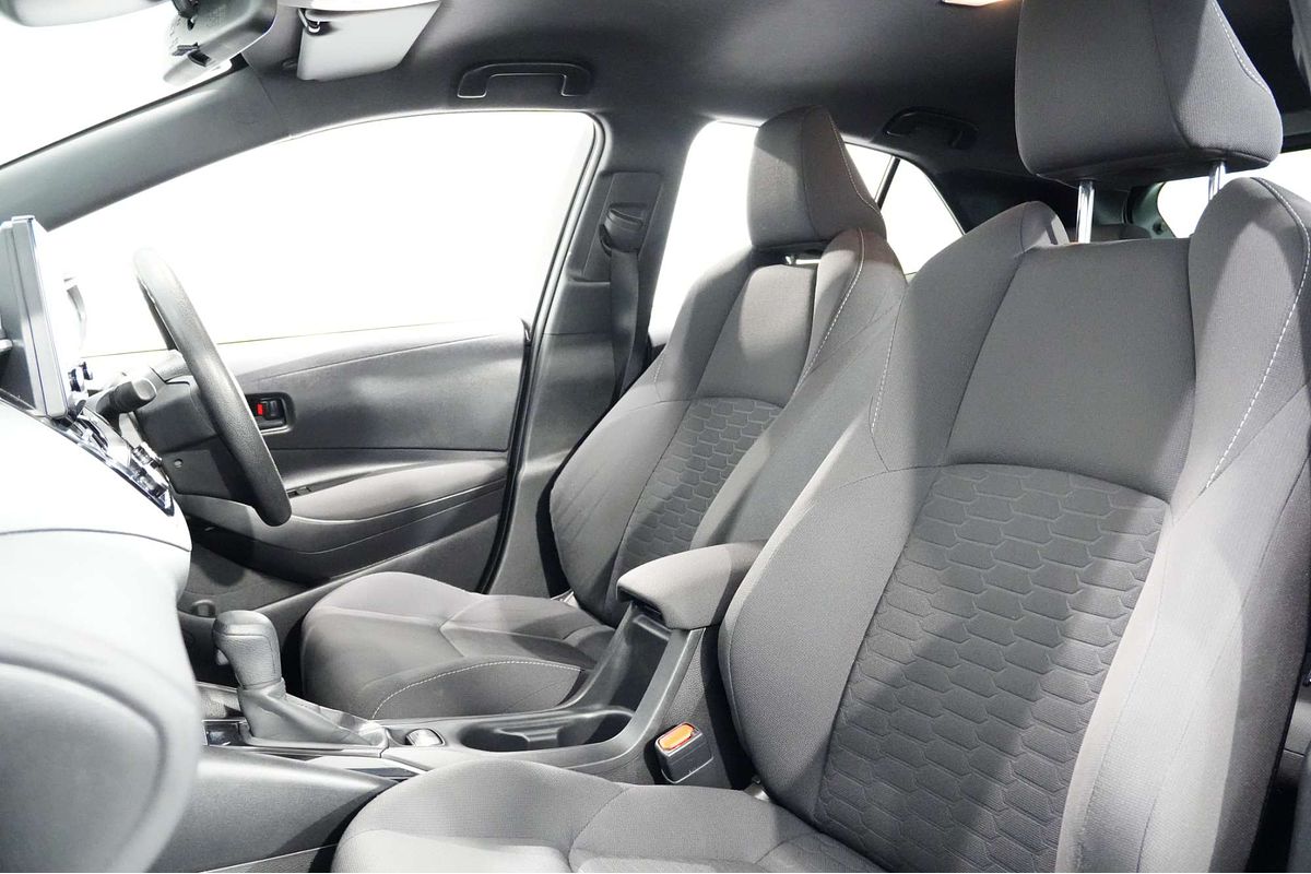 2022 Toyota Corolla Ascent Sport Hybrid ZWE211R