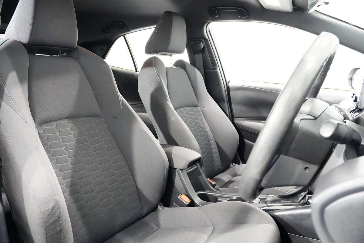 2022 Toyota Corolla Ascent Sport Hybrid ZWE211R