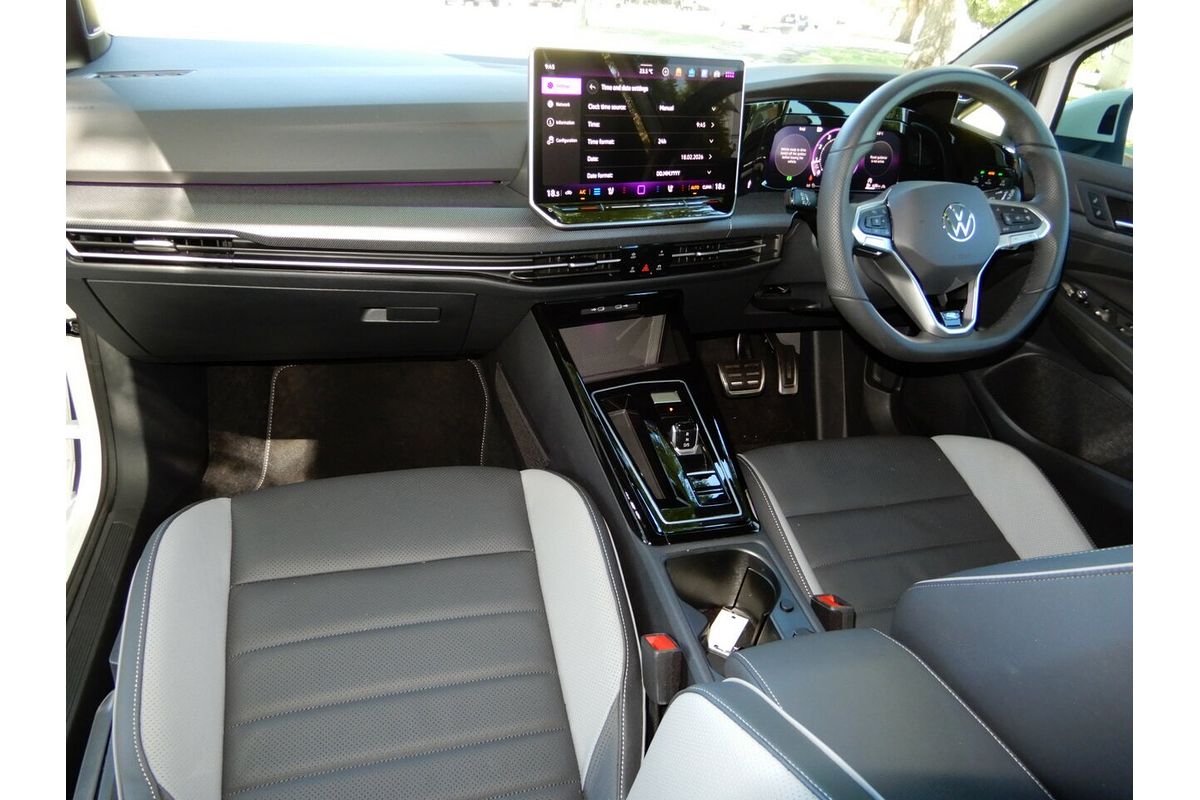 2025 Volkswagen Golf R-Line 8.5 MY25