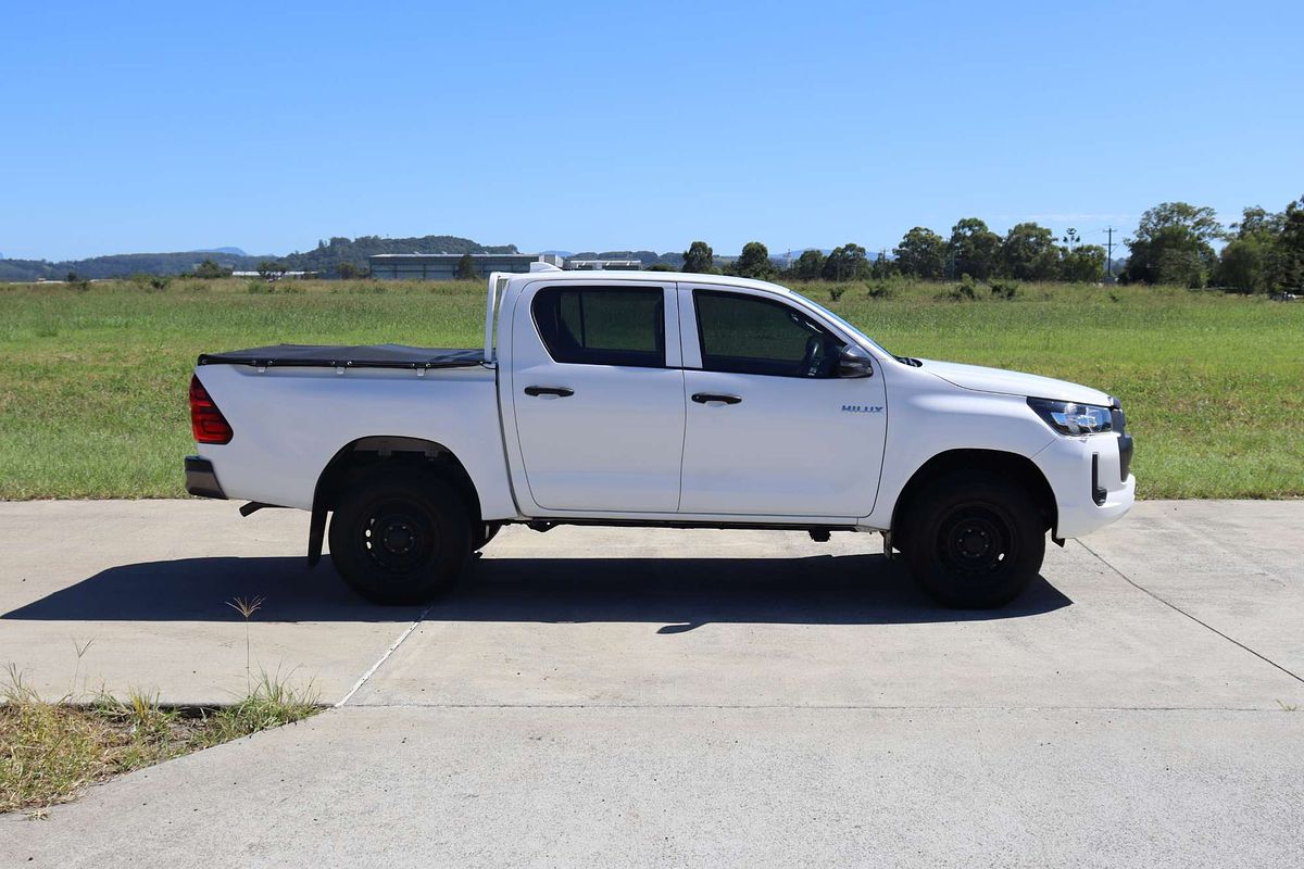 2022 Toyota Hilux Workmate GUN125R 4X4