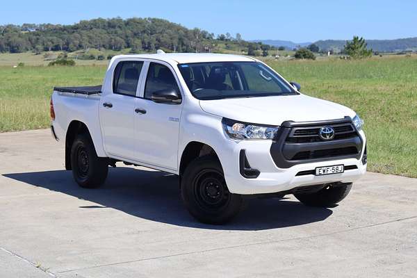 2022 Toyota Hilux Workmate GUN125R 4X4