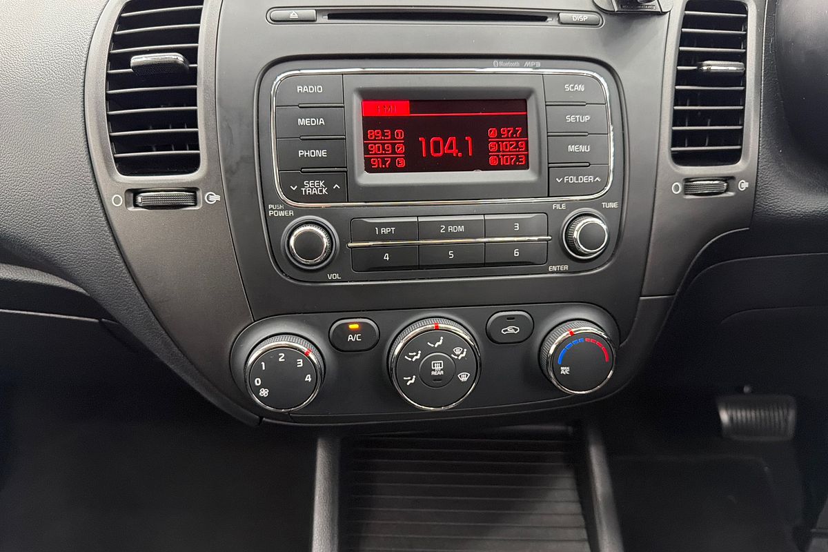 2015 Kia Cerato S YD