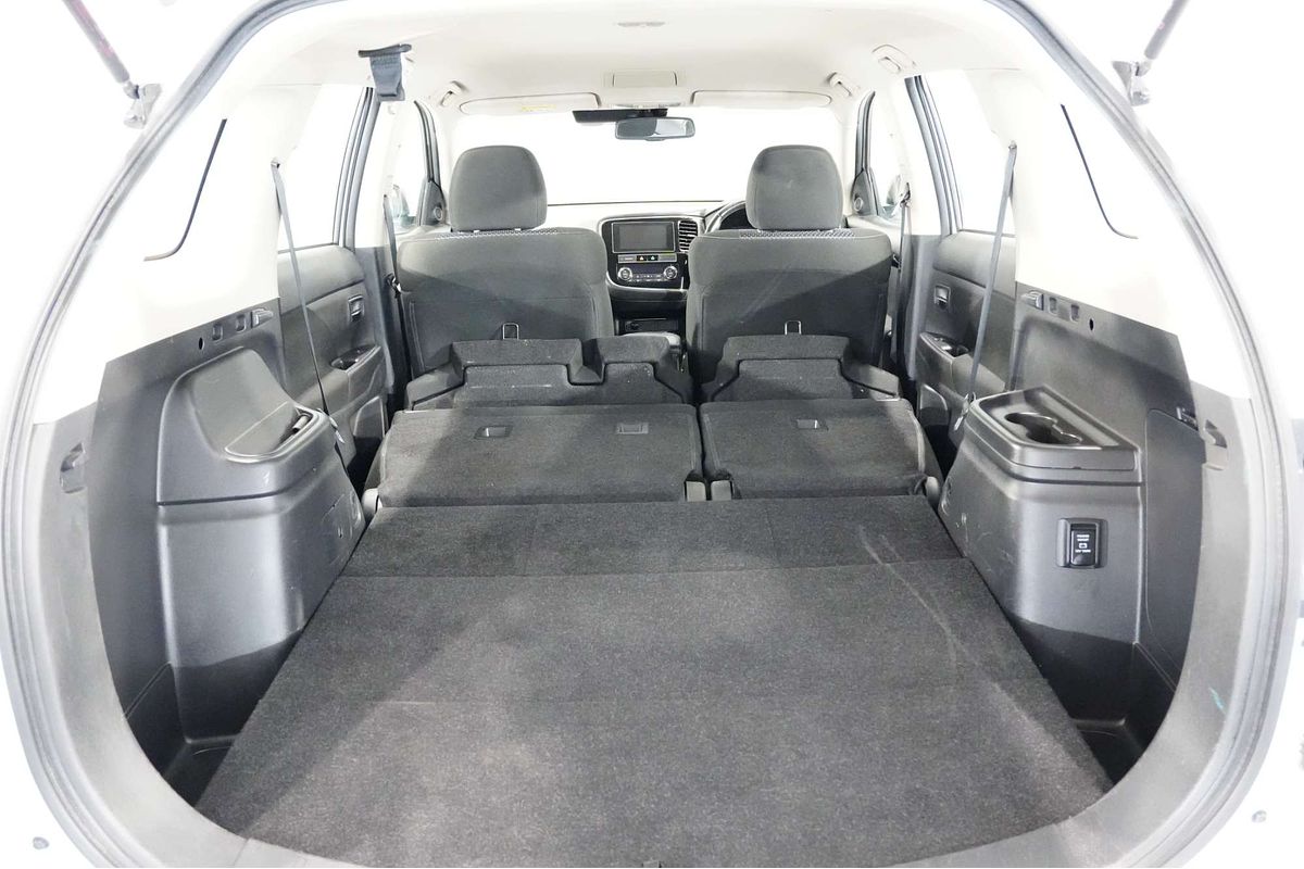 2018 Mitsubishi Outlander ES ADAS ZL