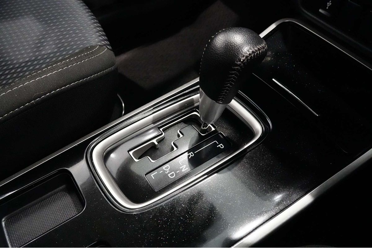 2018 Mitsubishi Outlander ES ADAS ZL