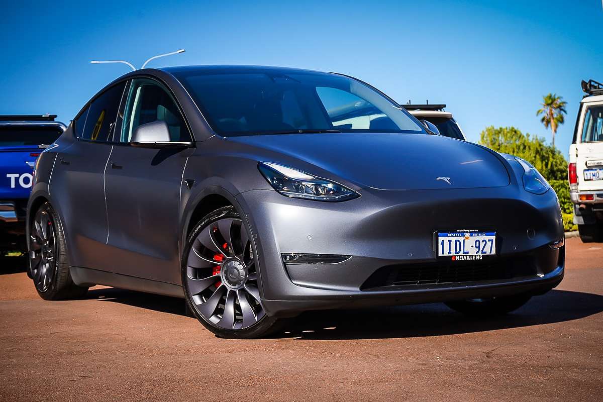 2023 Tesla Model Y Performance