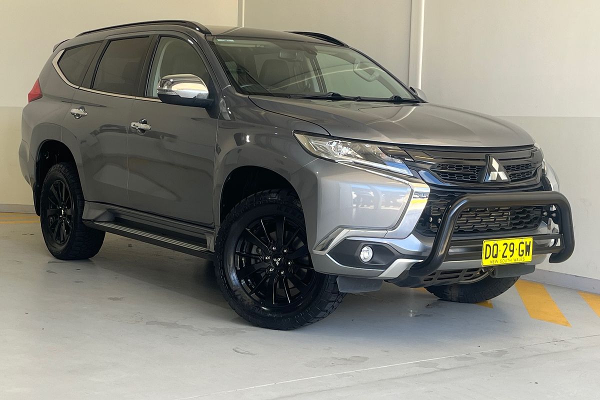 2019 Mitsubishi Pajero Sport Black Edition QE