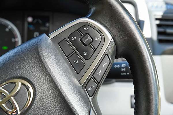 2024 Toyota Hiace GDH300R LWB thumb-14