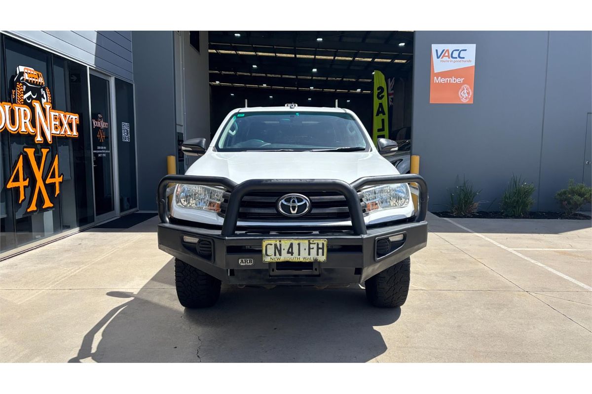 2017 Toyota Hilux SR GUN126R 4X4
