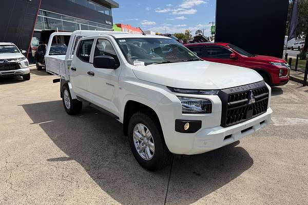 2025 Mitsubishi Triton GLX MV 4X4