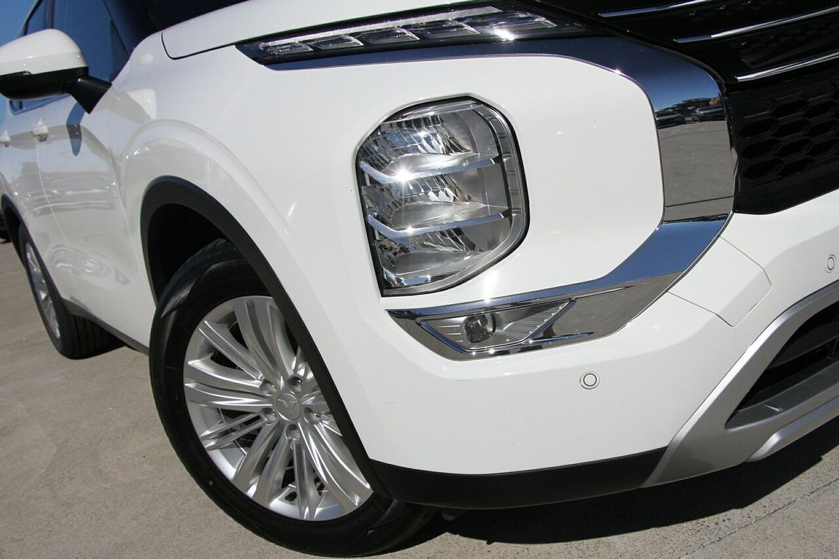 2023 Mitsubishi Outlander LS ZM