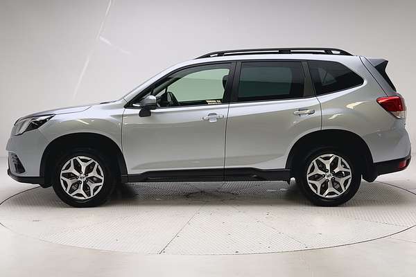 2023 Subaru Forester 2.5i S5 thumb-4