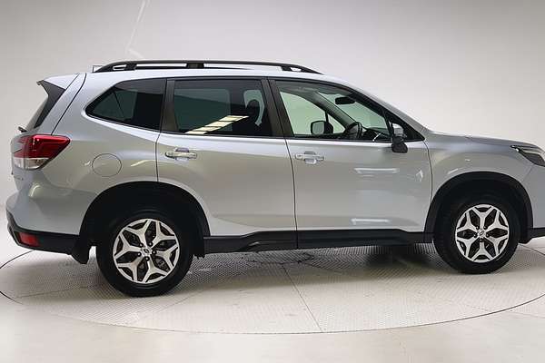 2023 Subaru Forester 2.5i S5 thumb-7