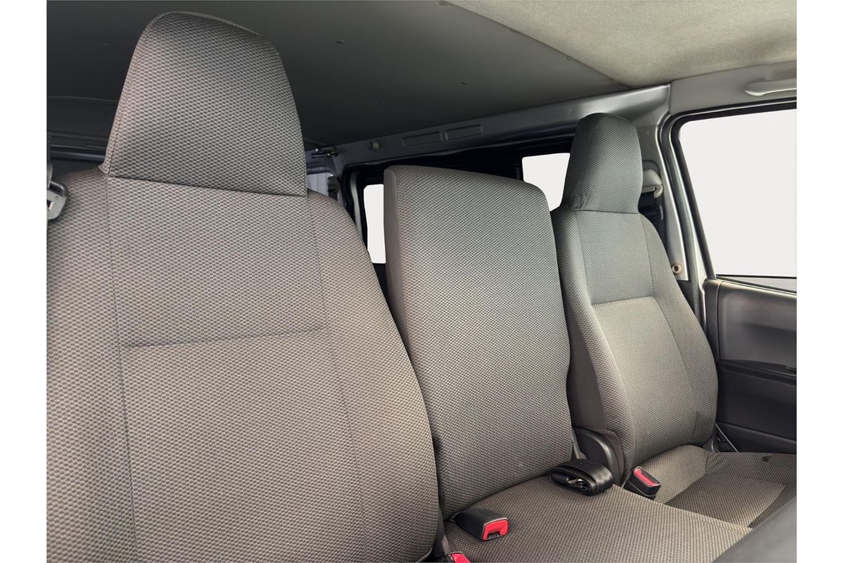 2015 Toyota Hiace Long DX
