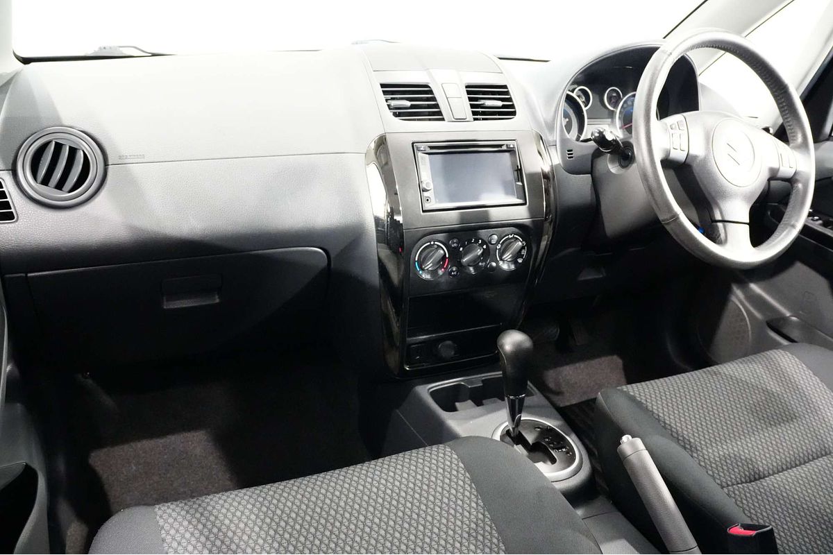 2013 Suzuki SX4 Crossover Navigator GYA