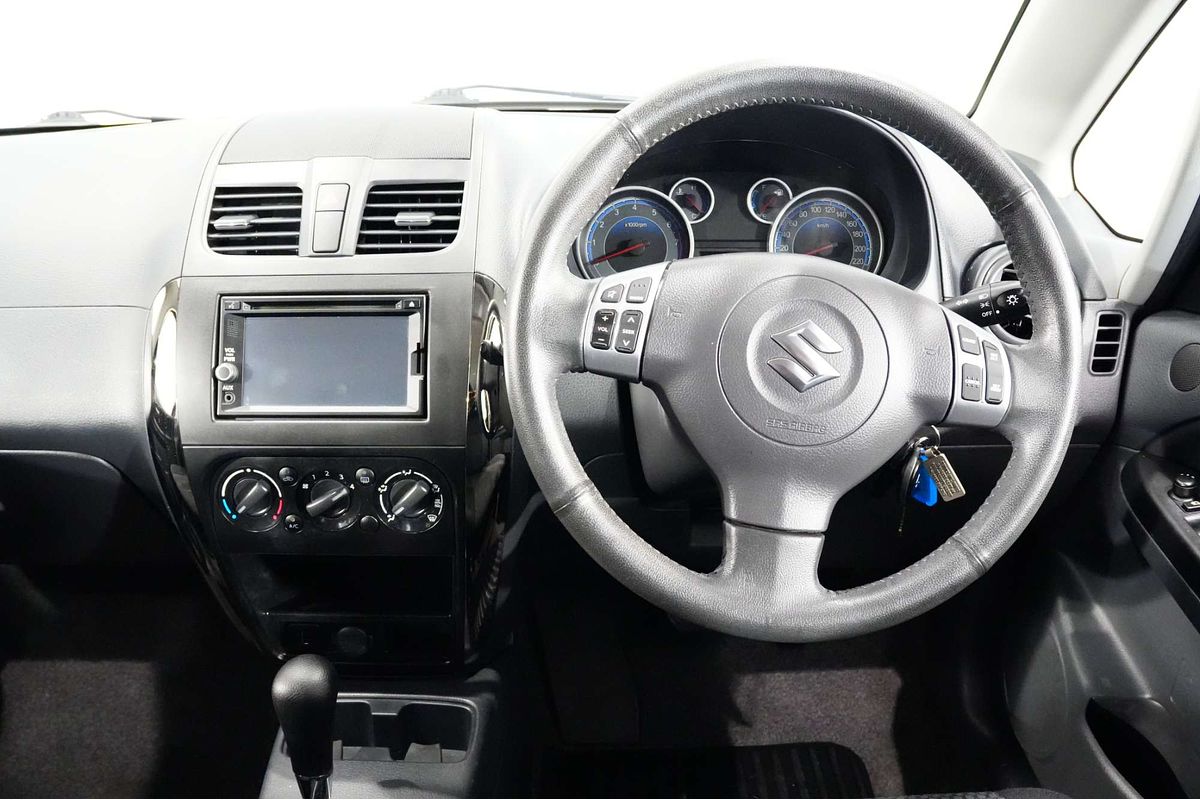 2013 Suzuki SX4 Crossover Navigator GYA