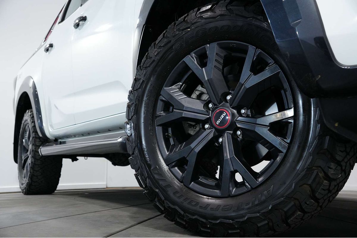 2023 Isuzu D-MAX X-TERRAIN 4X4