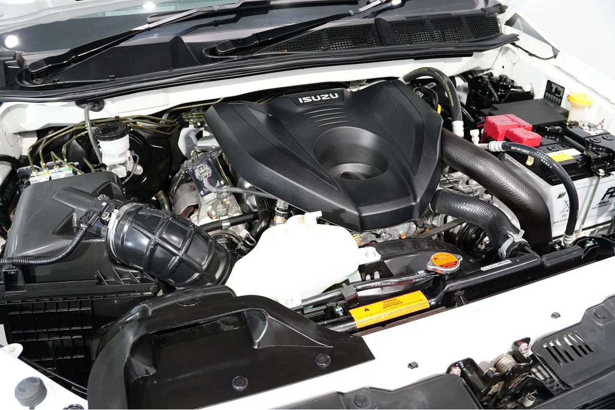 2023 Isuzu D-MAX X-TERRAIN 4X4