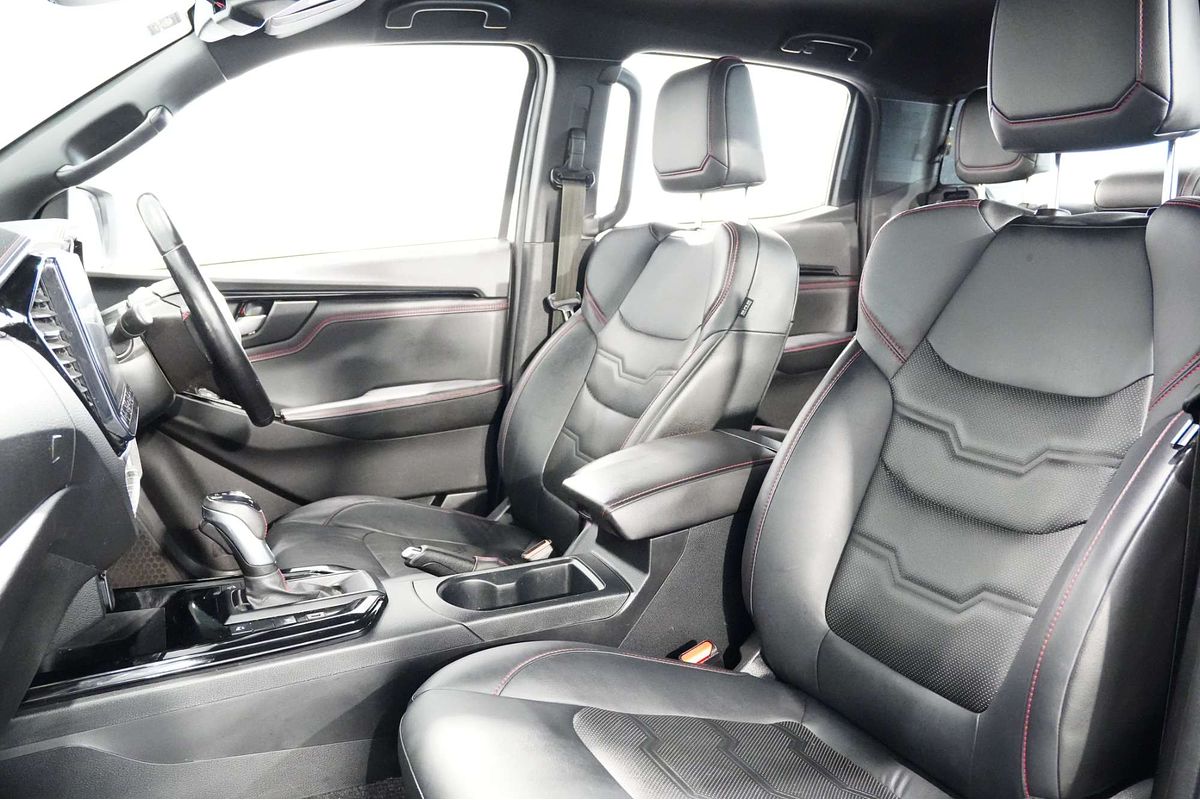 2023 Isuzu D-MAX X-TERRAIN 4X4
