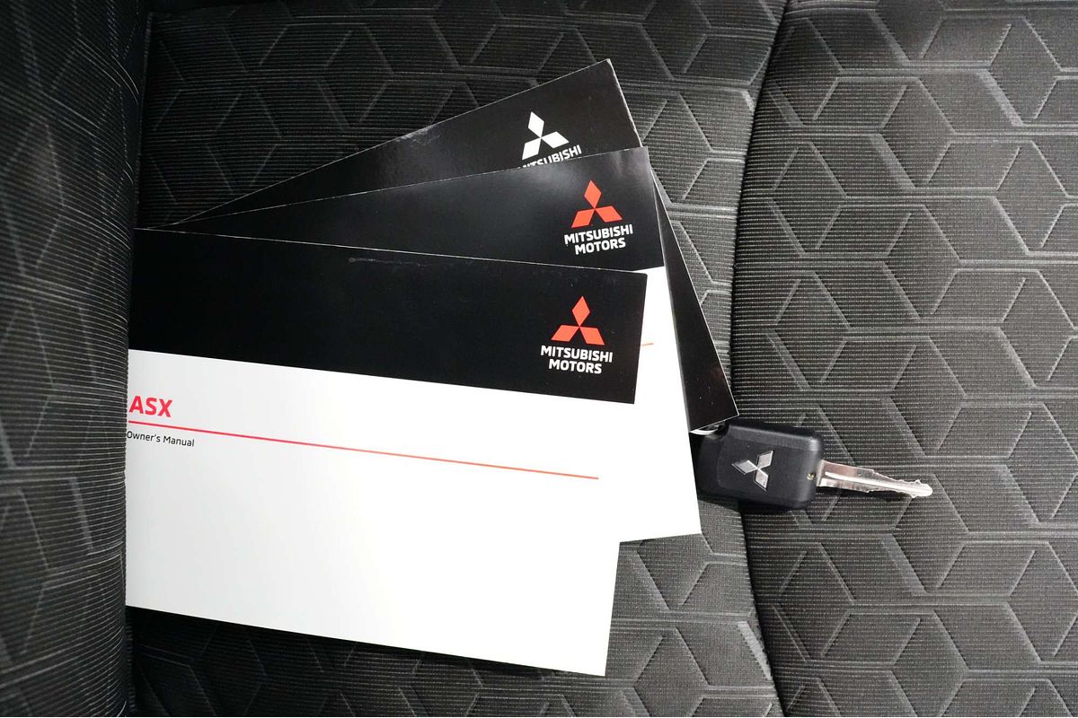 2022 Mitsubishi ASX ES XD
