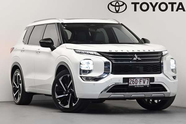 2022 Mitsubishi Outlander Exceed ZM