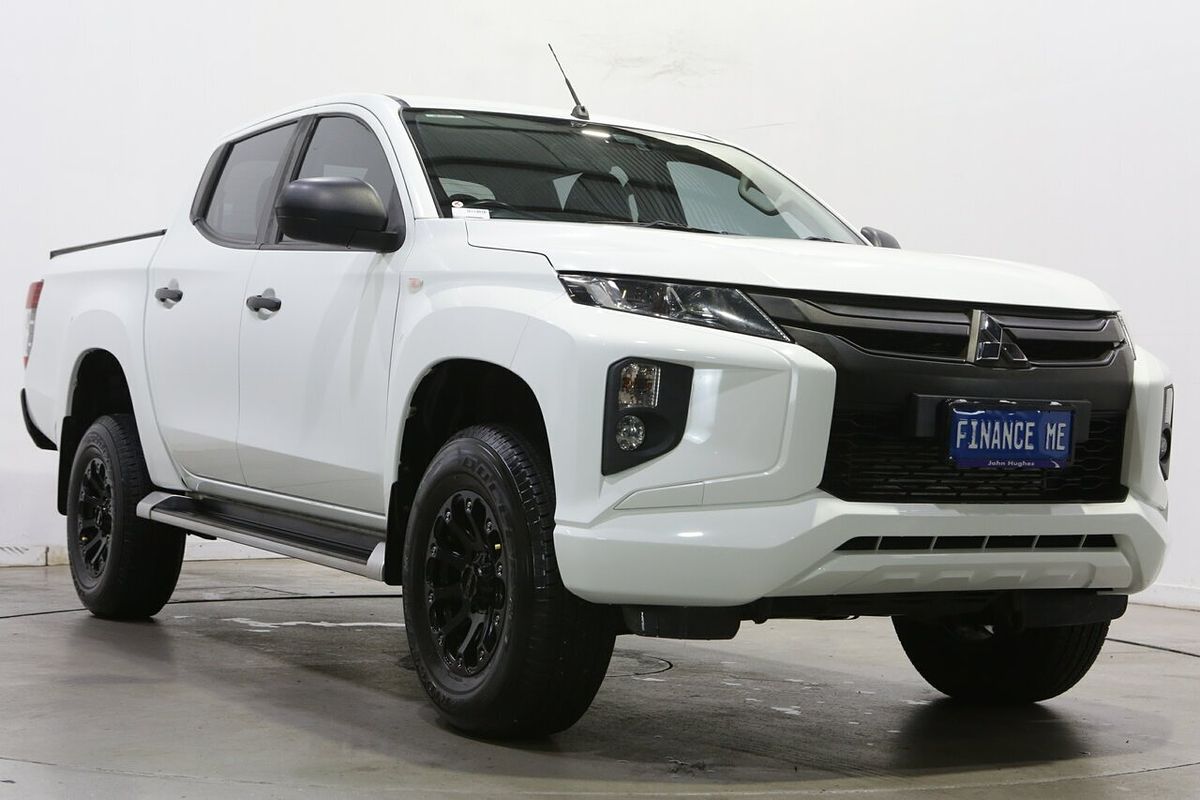 2019 Mitsubishi Triton GLX+ MR 4X4