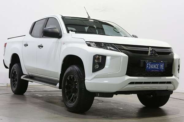 2019 Mitsubishi Triton GLX+ MR 4X4
