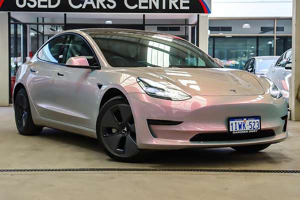 2022 Tesla Model 3 Rear-Wheel Drive