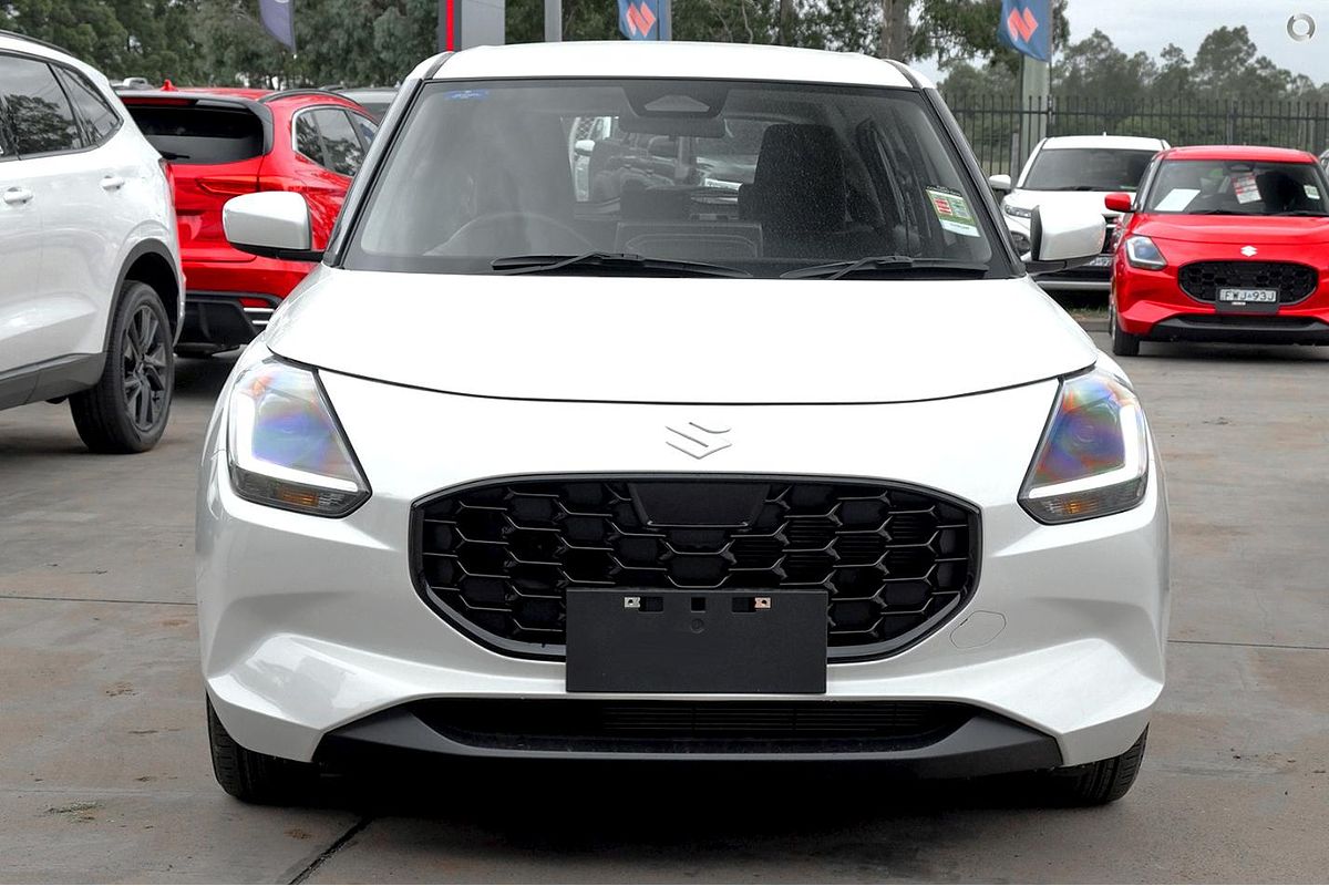 2025 Suzuki Swift Hybrid UZ