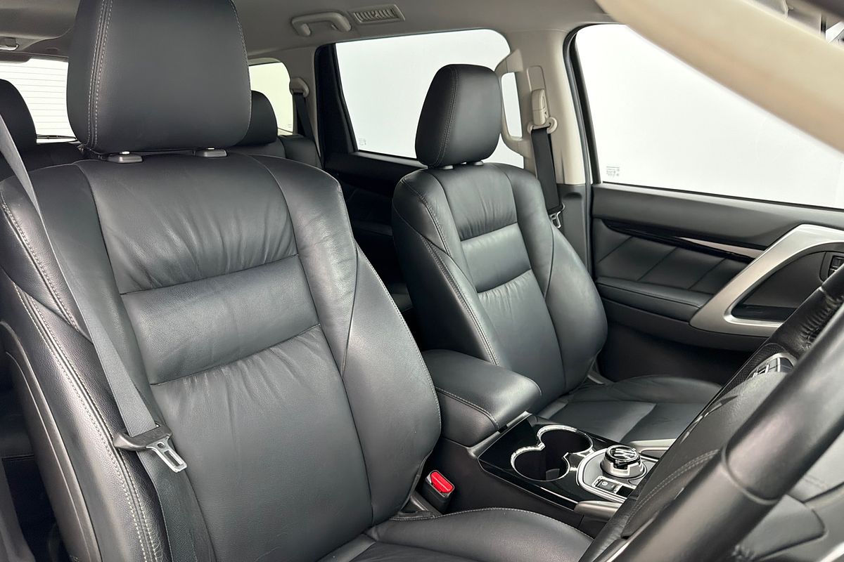 2016 Mitsubishi Pajero Sport GLS QE