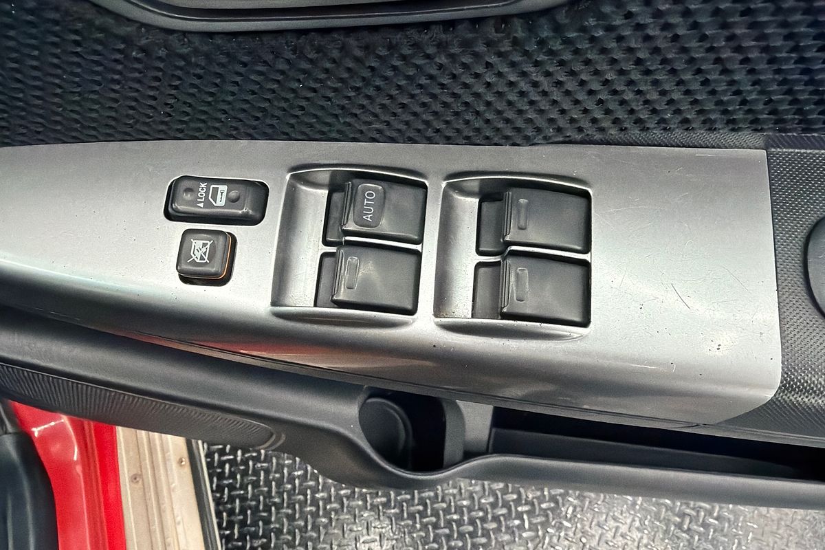 2014 Toyota Hilux SR5 KUN26R 4X4