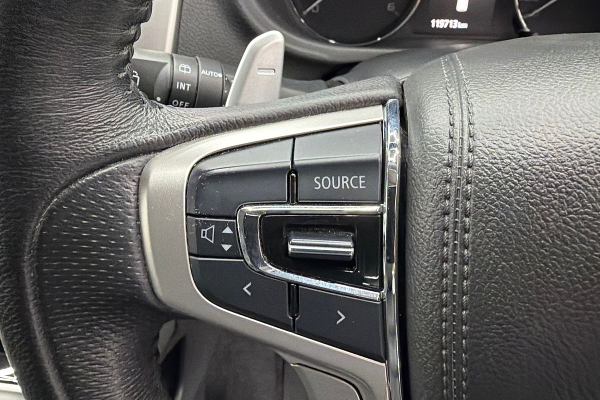 2016 Mitsubishi Pajero Sport GLS QE