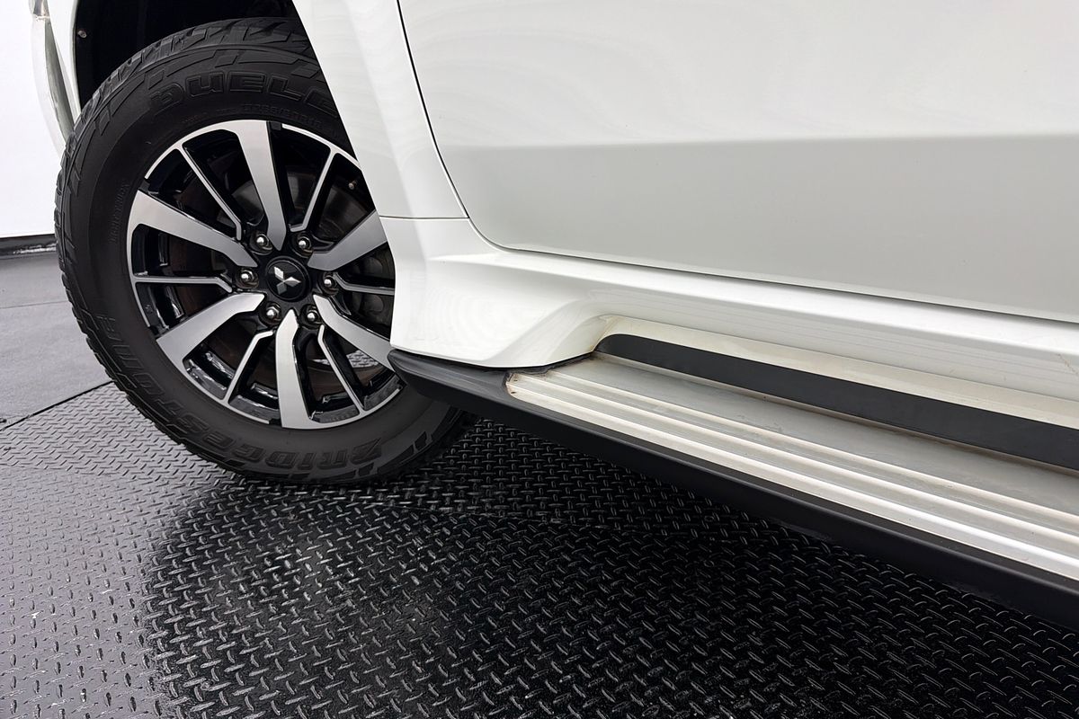 2016 Mitsubishi Pajero Sport GLS QE