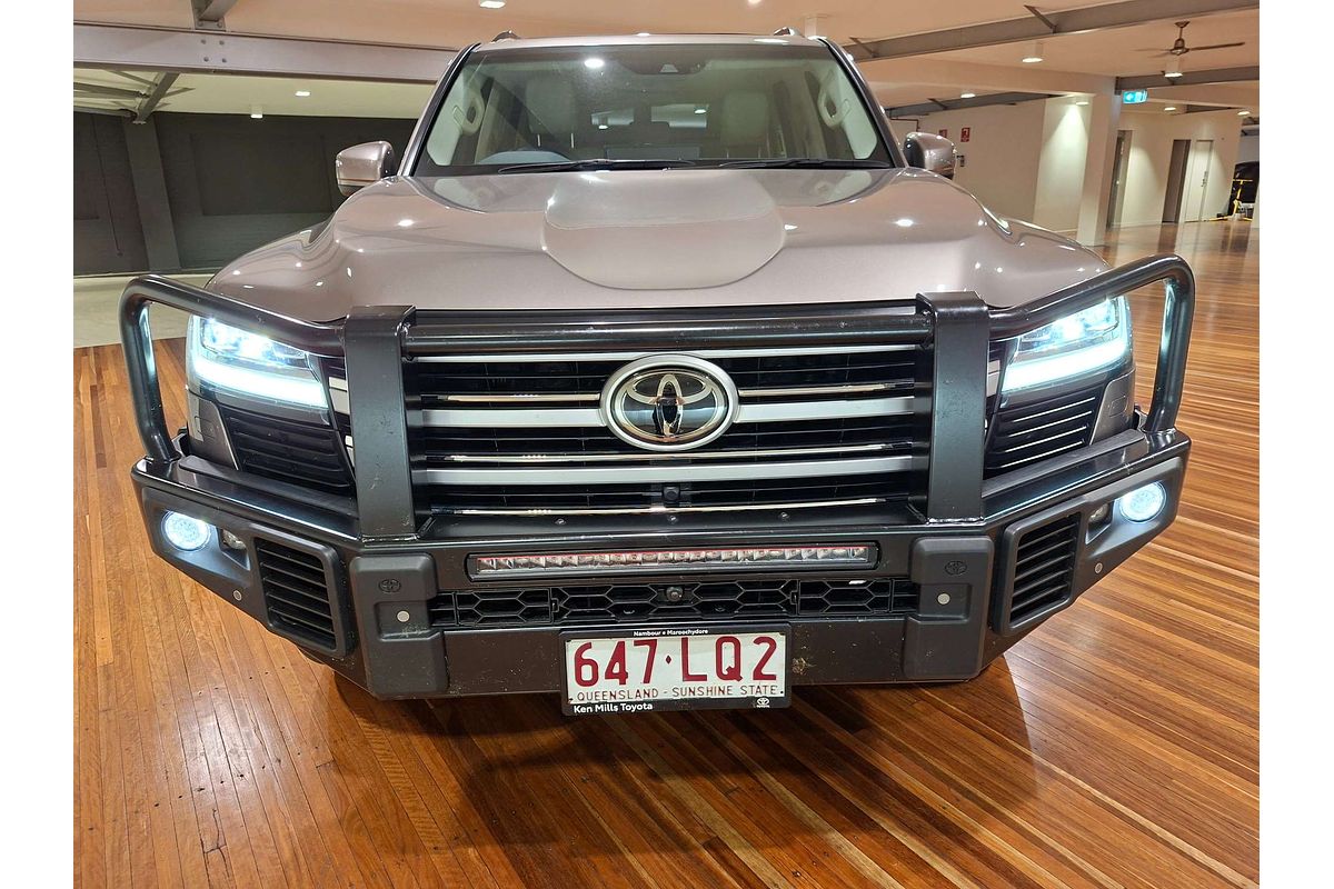 2024 Toyota Landcruiser VX FJA300R
