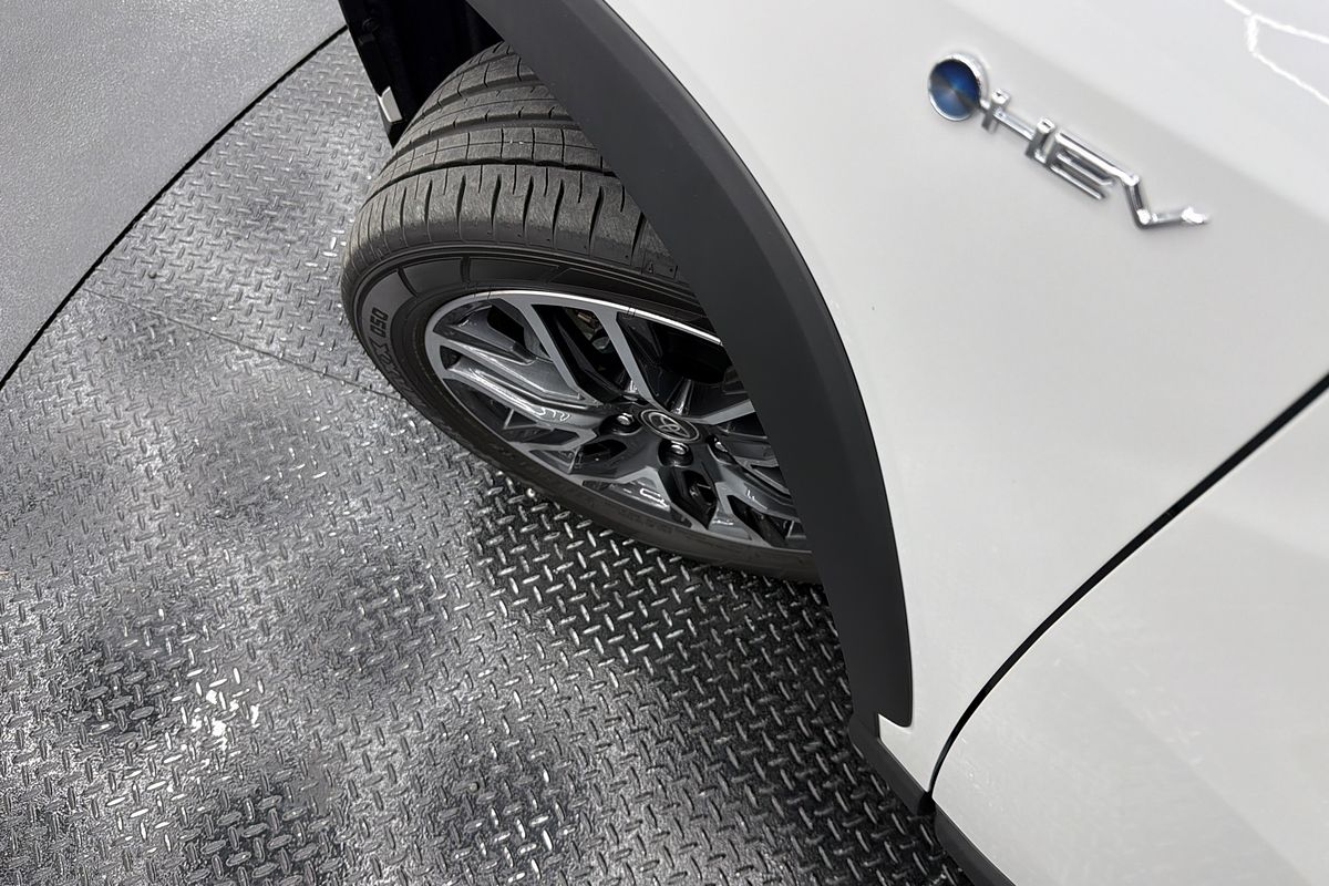 2025 Toyota Corolla Cross Atmos MXGH15R